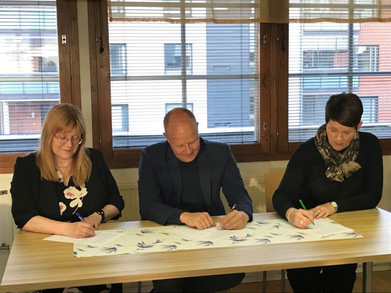 KOKOOMUS, KD ja RKP vaaliliittoon 2022 aluevaaleissa