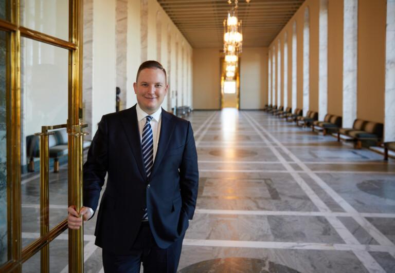 Ovet auki tekijöille, kiinni rikollisille